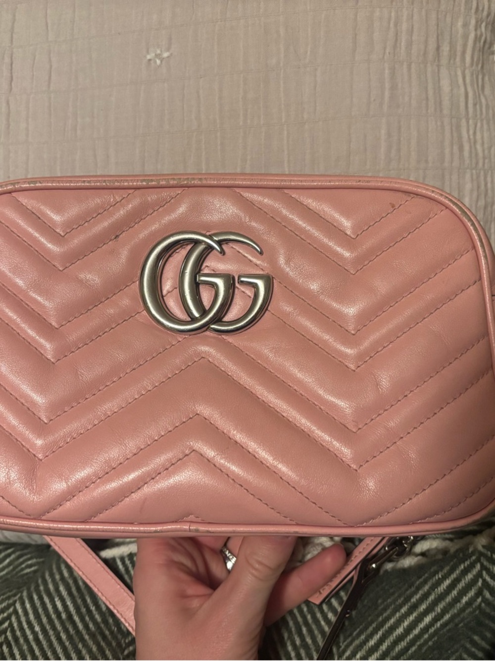 Gucci Pink Chevron Quilted Leather Crossbody with Double G - Picture 2 of 16